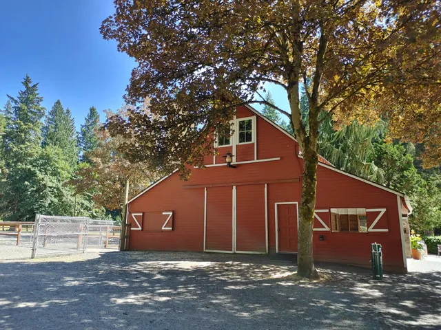 Farrel-McWhirter Park