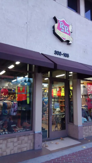 RR Western Wear Casa Del Sombrero