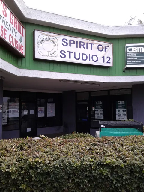 Laurel Canyon Oxnard Plaza