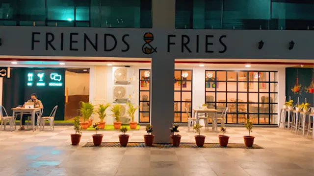 Friends & Fries Cafe