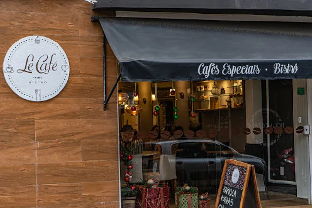 Le Café Bistrô - Centro