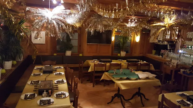 Restaurant Frieden / Hölzli Bar
