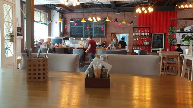 Hashtag, Italian restaurant