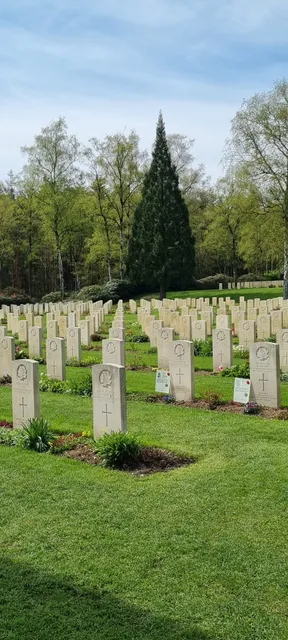 Informatiecentrum Canadese Begraafplaats