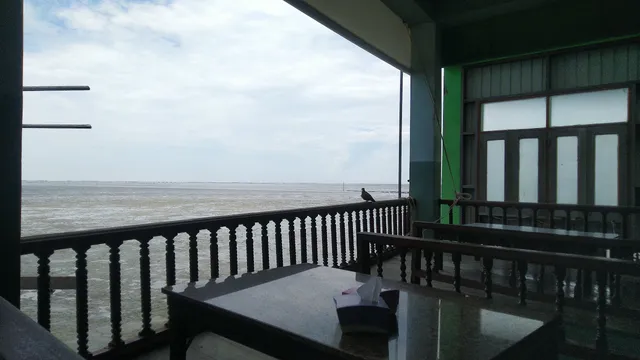 ร้านอาหารน้ำทิพย์1 ดอนหอยหลอด