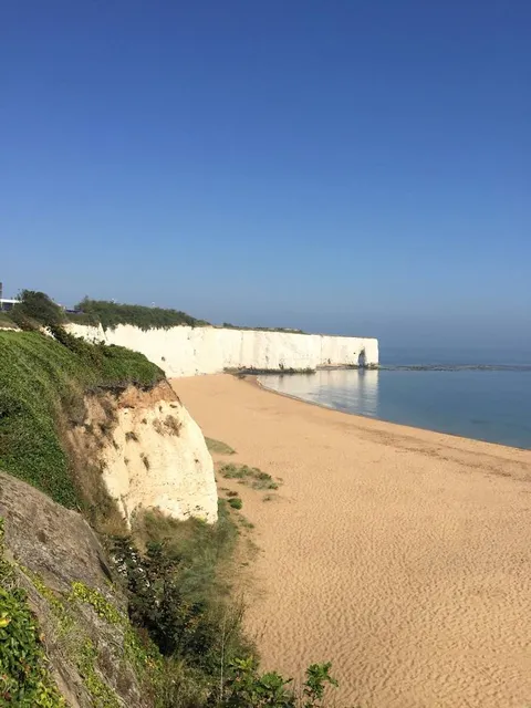 Kingsgate Bay Beach