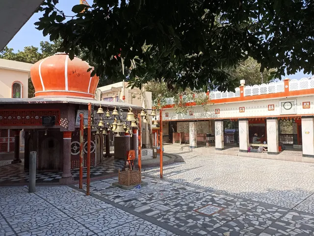 Neelkanth Mahadev Mandir
