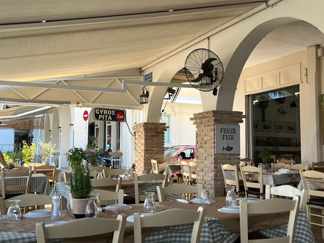 Taverna Varkarola - Zakynthian Serenades