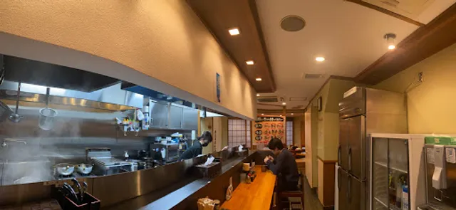 横浜家系ラーメン だるま家3 逗子店