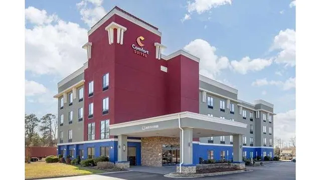 Comfort Suites Wilson - I - 95