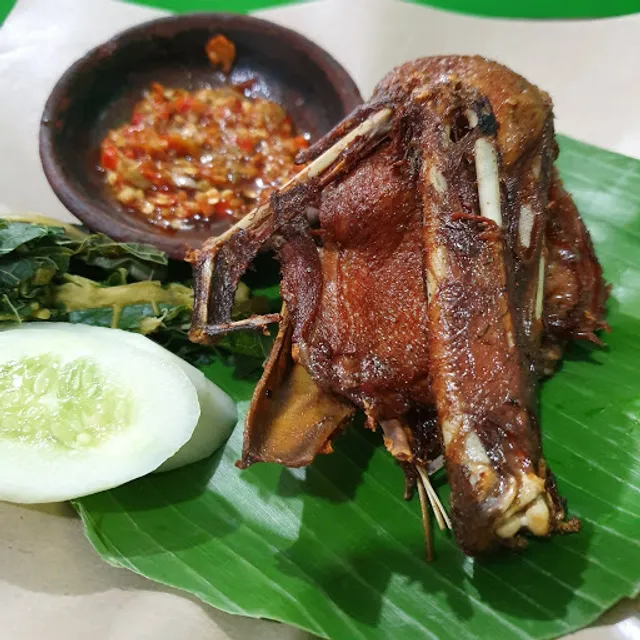 Bebek Goreng H. Slamet Cipayung