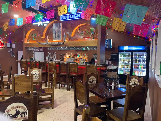 El Tenampa Mexican Grill y Bar