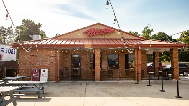 Nico's Bar & Grill