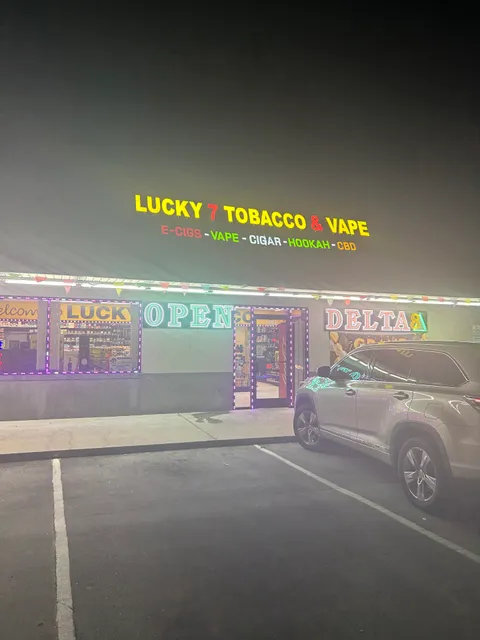 Lucky 7 Tobacco & Vape