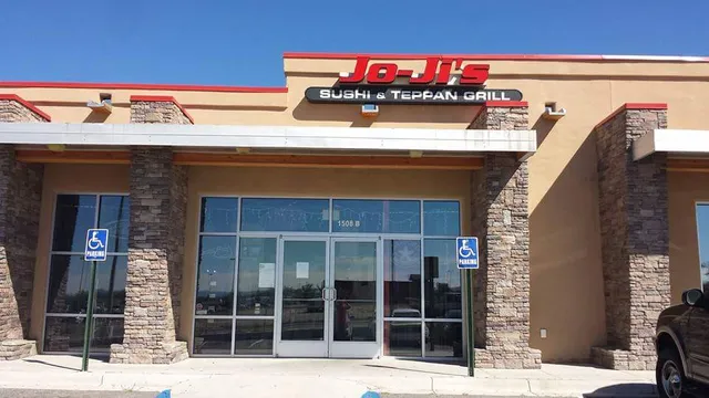 Jo-Ji's Sushi & Teppan Grill