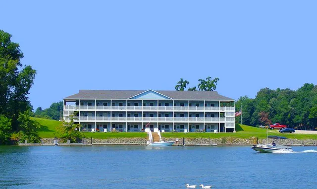Westlake Waterfront Inn