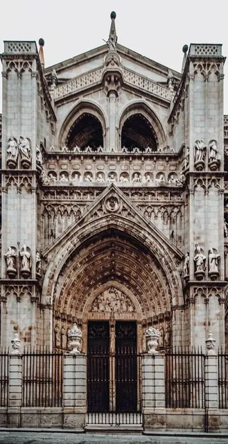 Basilique Notre Dame Des Enfants