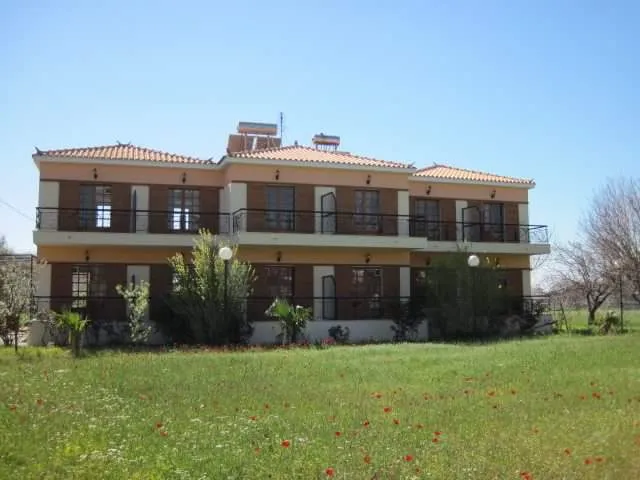 Paradise Studios Eressos