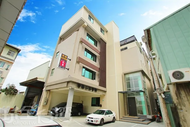 灣橋山林會館民宿