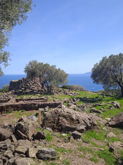 Area Archeologica Nuraghe Mannu