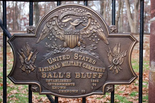Ball's Bluff National Cemetery