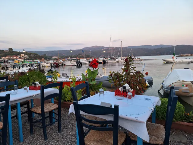 Tavern Thalassa Ταβέρνα η θάλασσα