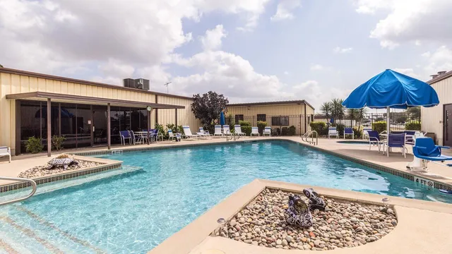 Encore Country Sunshine