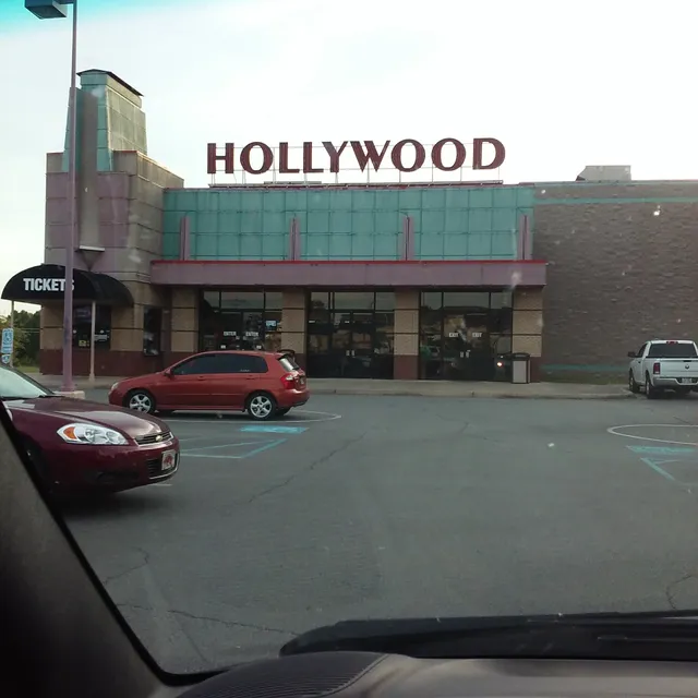 Malco Hollywood Cinema