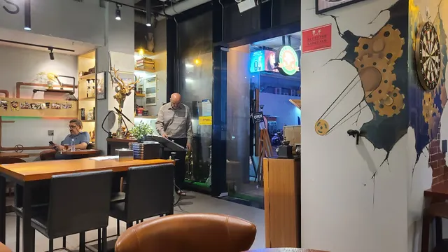 THE ISTANBUL RESTAURANT