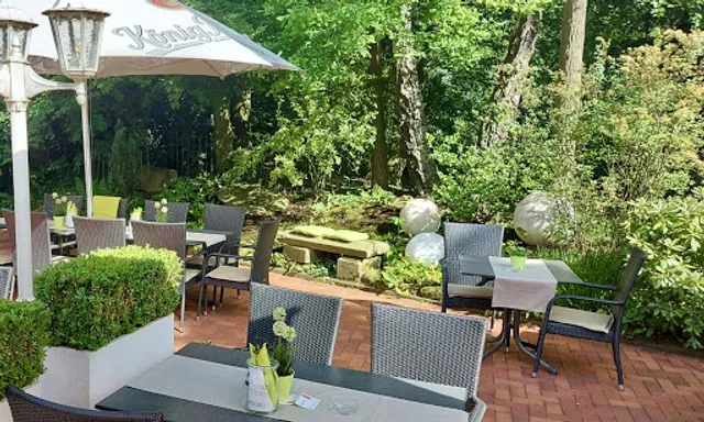 Hotel-Restaurant "Zum-Hellhügel"