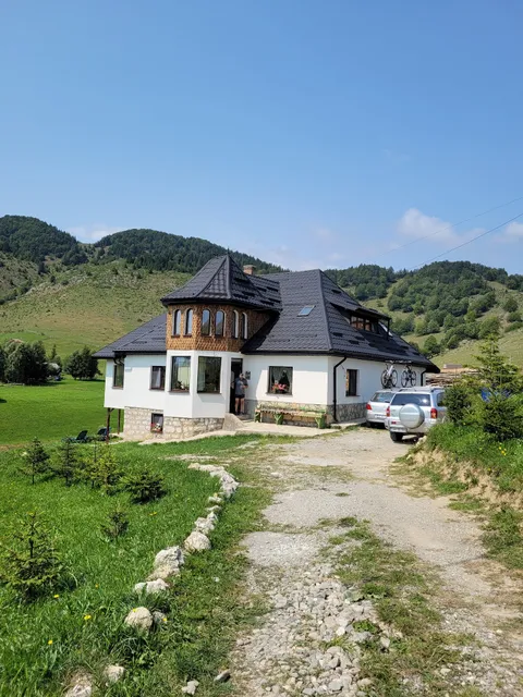 Pensiunea Poarta Craiului