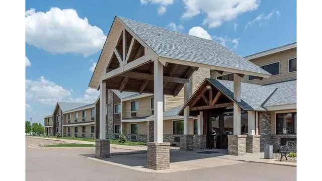 Quality Inn & Suites New Prague