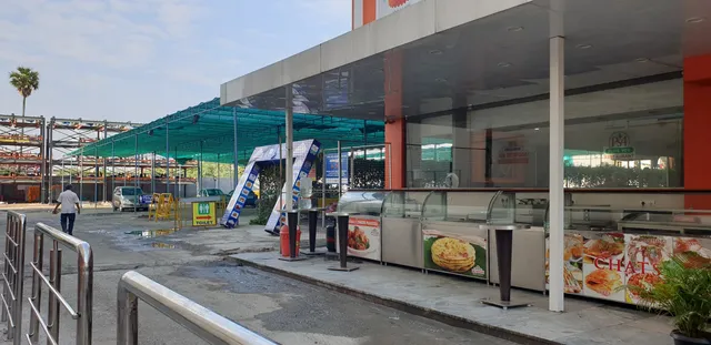 PS4 Perambur Sri Srinivasa Sweets & Snacks