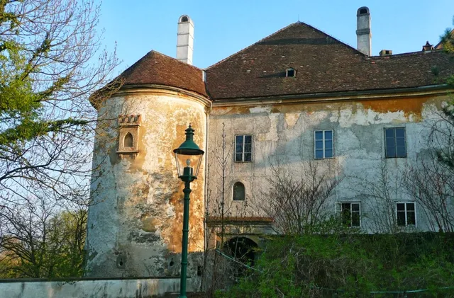 Albrechtsberg Castle