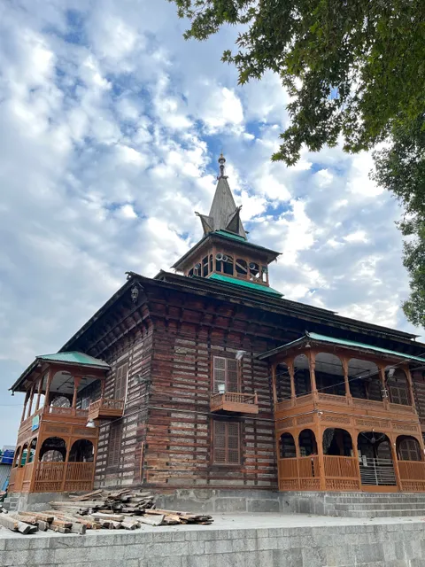 Khanqah Naqshband Sb