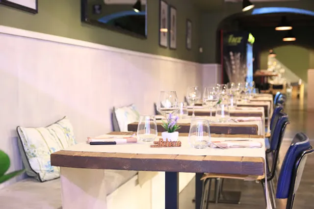 La Bohème Restaurant & Pizza