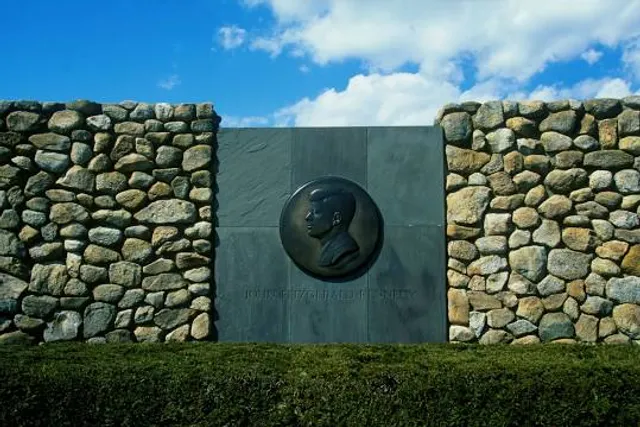 John F. Kennedy Memorial