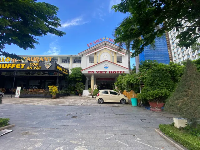 Én Việt Hotel