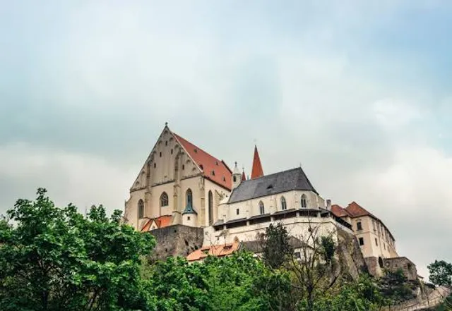 photo-1