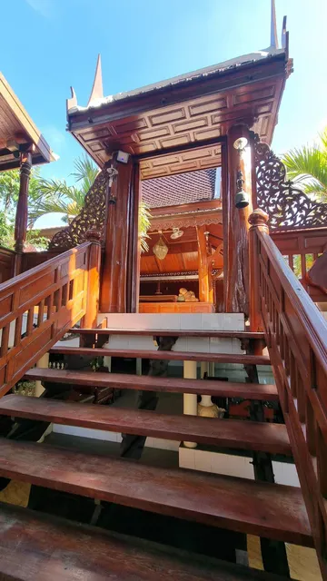 Ayutthaya Teak Home Hotel & Restaurant