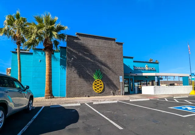 Hawaiian Bros Island Grill
