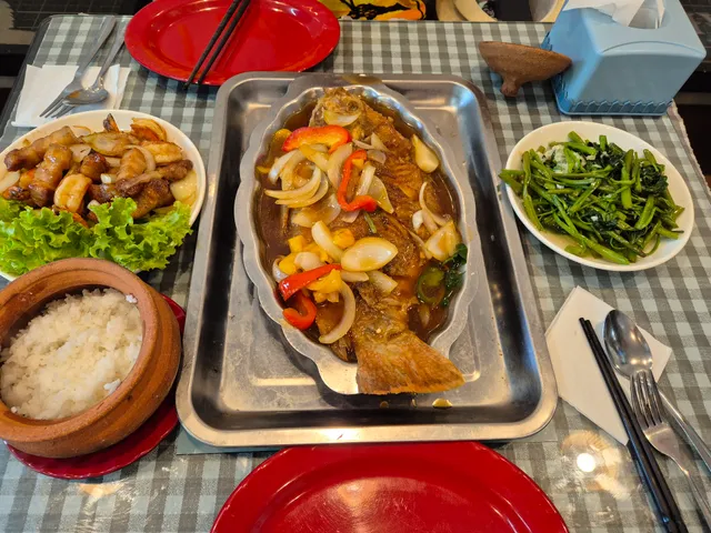 QUÂN SƠN RESTAURANT - VIETNAMESE CUISINE