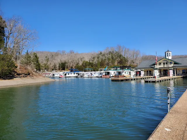 Dale Hollow State Park Marina