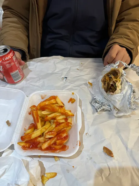 Topkopi Kebab & Pizza