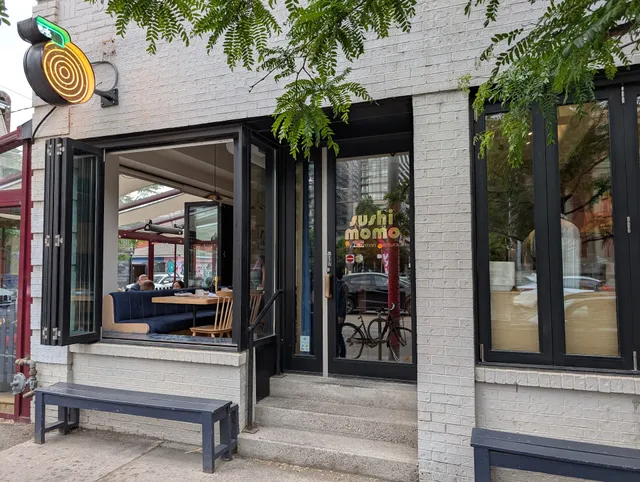 Sushi Momo by Christian Ventura