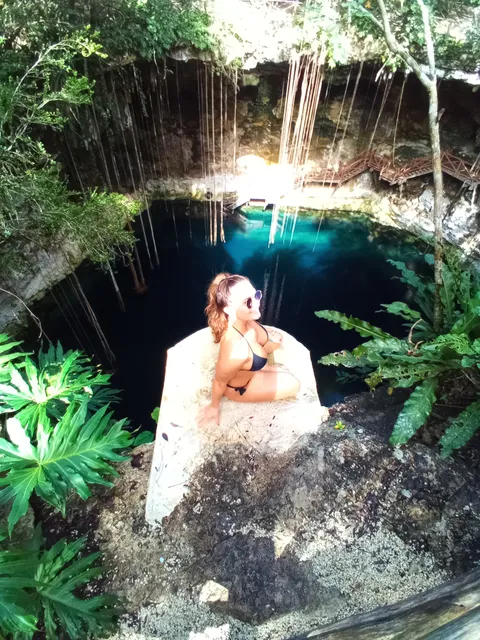 Cenote Secreto Maya