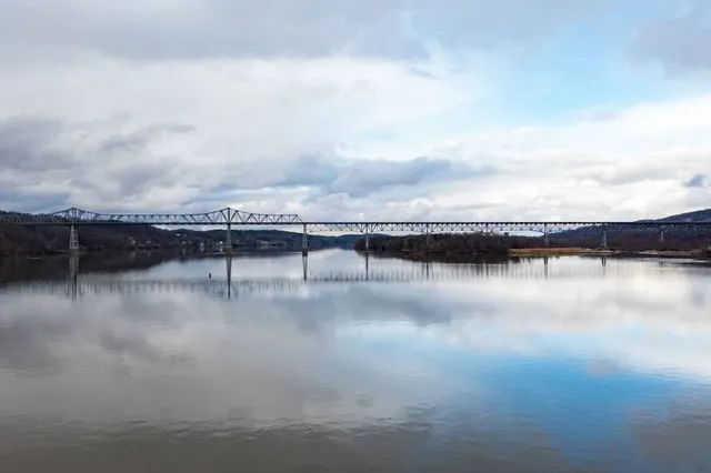 Rip Van Winkle Bridge