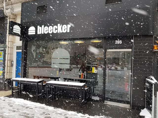 Bleecker Burger Victoria