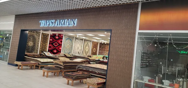 Plaza Côte-des-Neiges