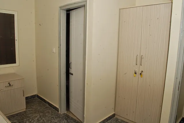 Amolakh mens paying guest